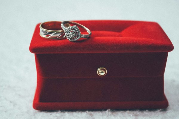 Les meilleurs bijoux pour couples : trouvez l'harmonie parfaite